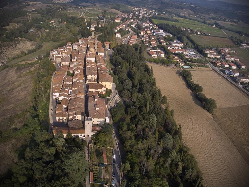 La Finestra Sul Borgo Dimora Storica Apartment Laterina Exterior photo