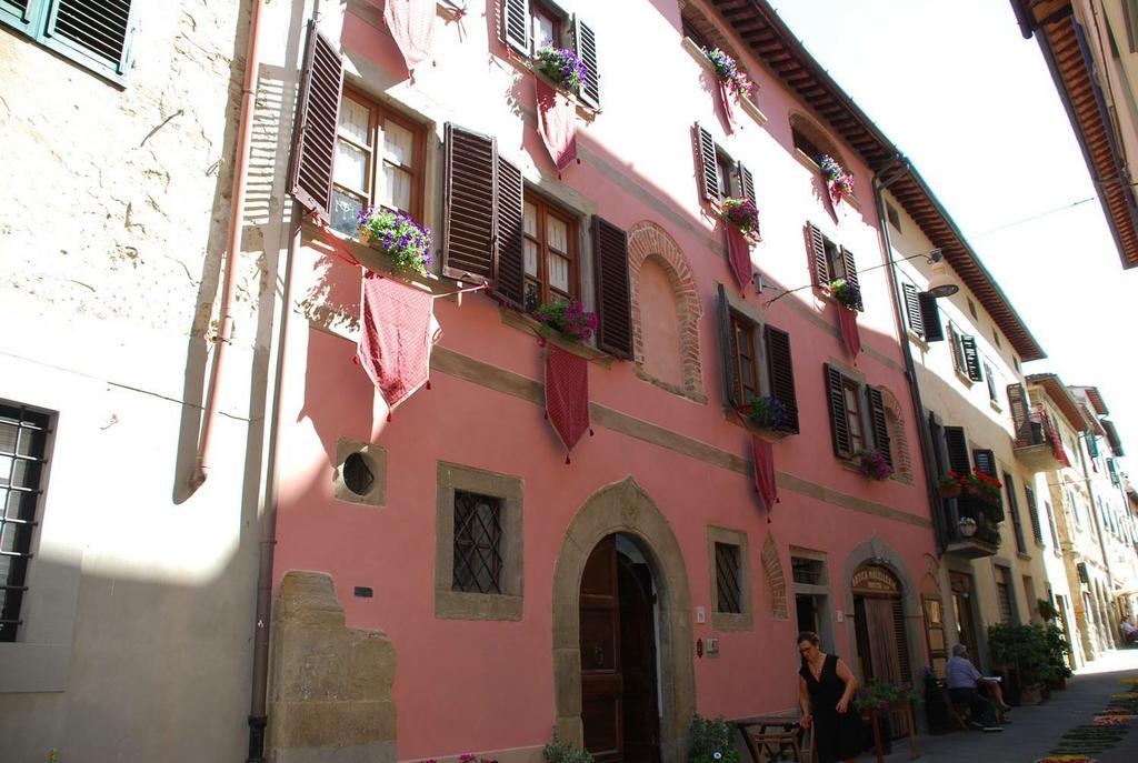 La Finestra Sul Borgo Dimora Storica Apartment Laterina Exterior photo